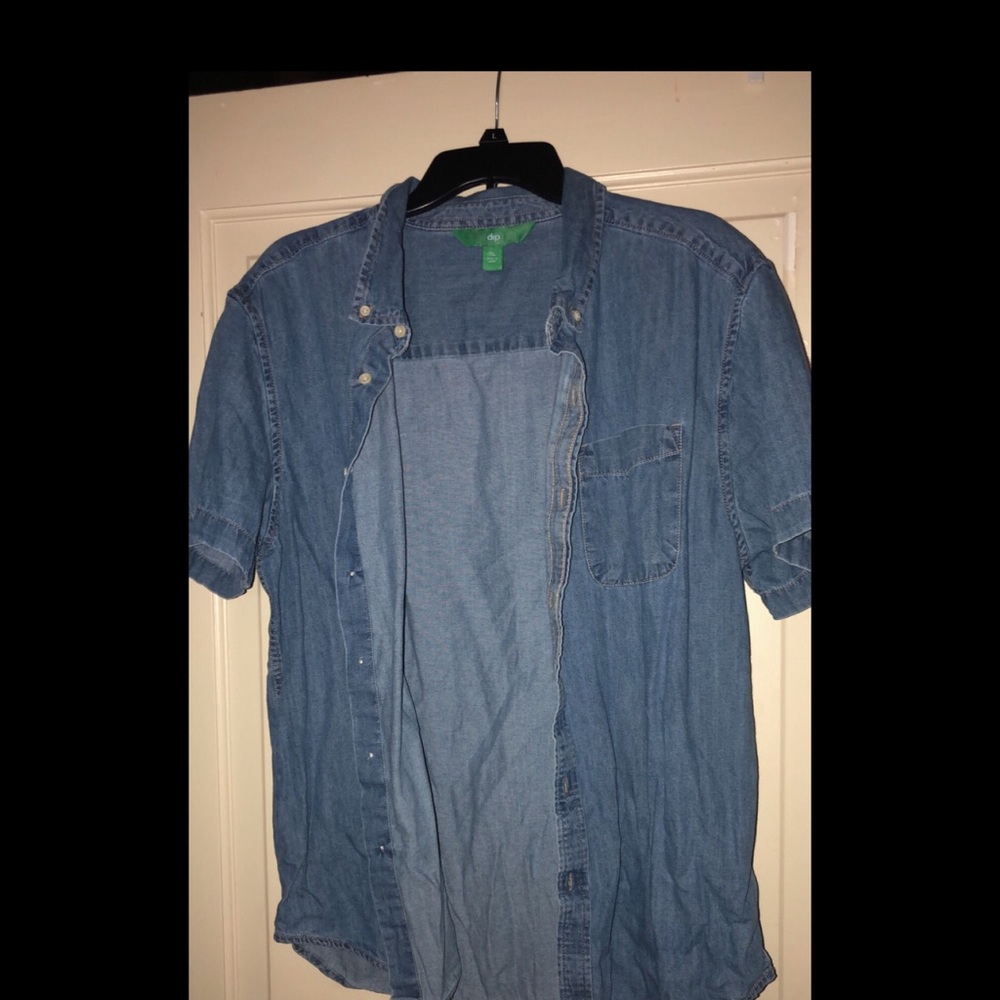 XL button down